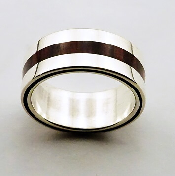 ring / wedding ring