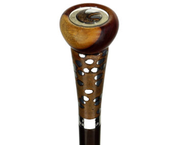 Signature 4, Creator of luxury canes, walking sticks by association of precious woods and precious metals. All our canes are made to measure.