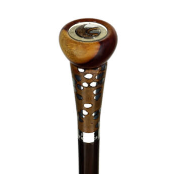 Signature 4, Creator of luxury canes, walking sticks by association of precious woods and precious metals. All our canes are made to measure.