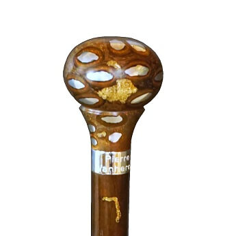 Signature 3, Creator of luxury canes, walking sticks by association of precious woods and precious metals. All our canes are made to measure.