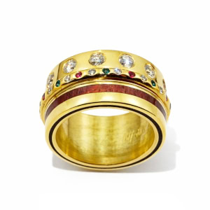 Alliances bois argent couple - or. Des alliances uniques et exclusives. Nous travaillons avec de l'or jaune, rose et blanc 18 carats. Wedding rings couple - wood - gold. Unique and exclusive wedding rings. We work with yellow, pink and white gold 18 carats.